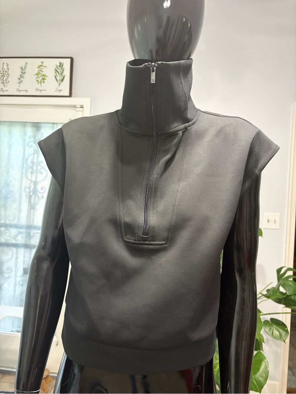 all in motion Black Sleeveless Zip-Front Knit Sweater